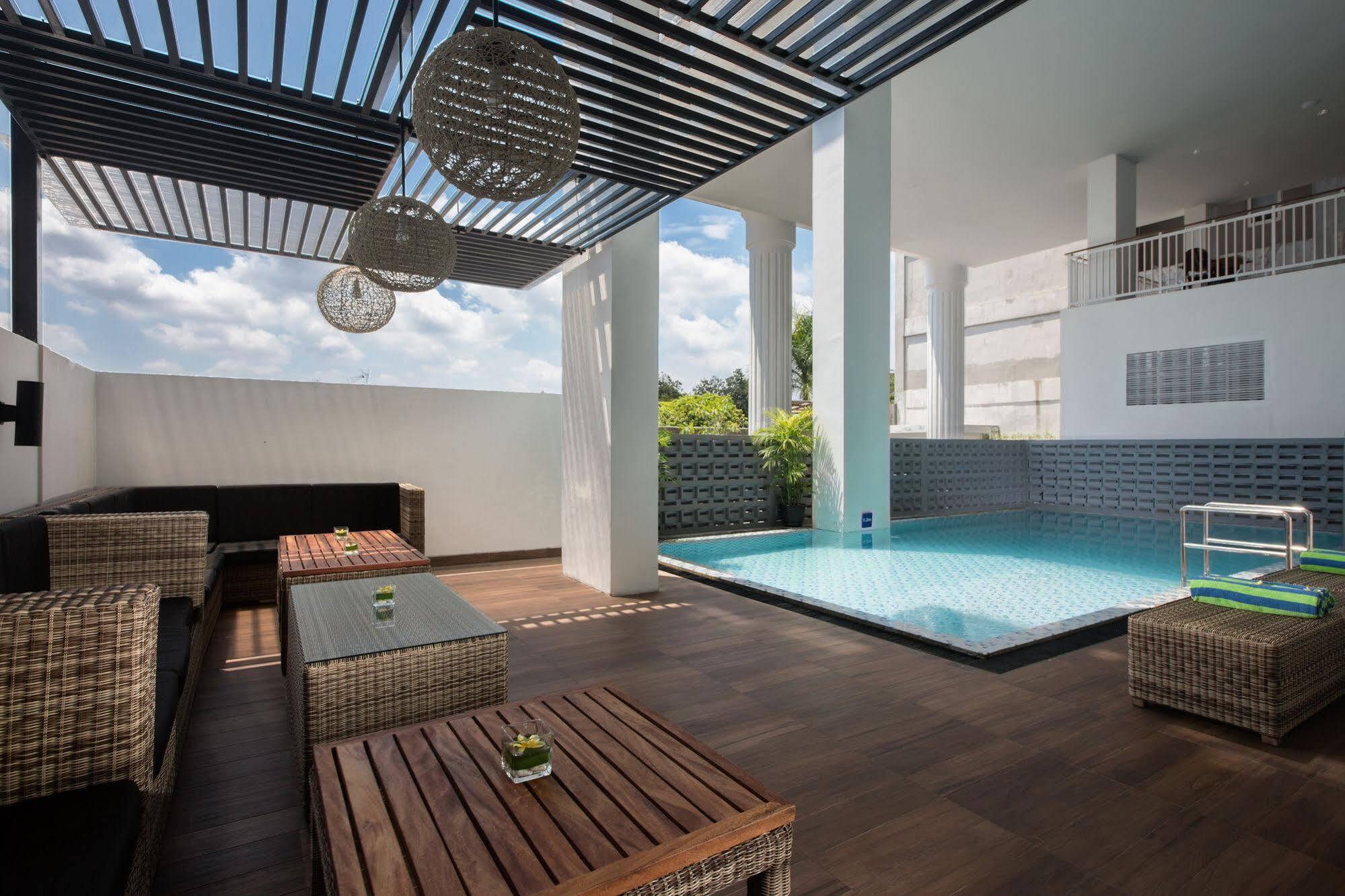 Khas Tugu Hotel Yogyakarta Esterno foto