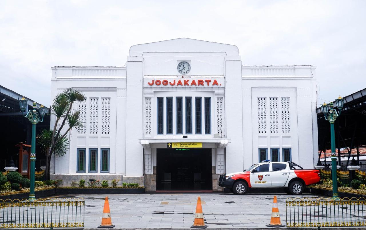 Khas Tugu Hotel Yogyakarta Esterno foto